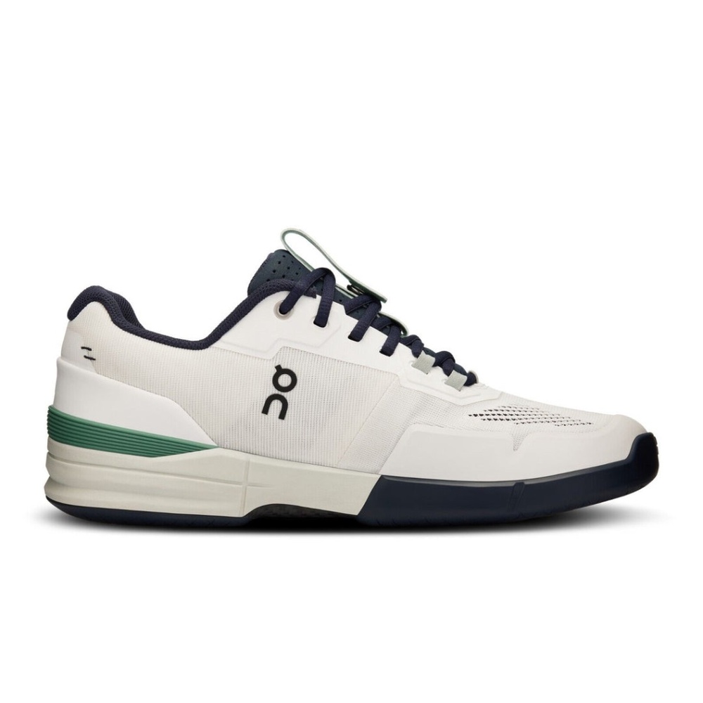 On Running The Roger Pro in Undyed-White & Aloe- 10.5